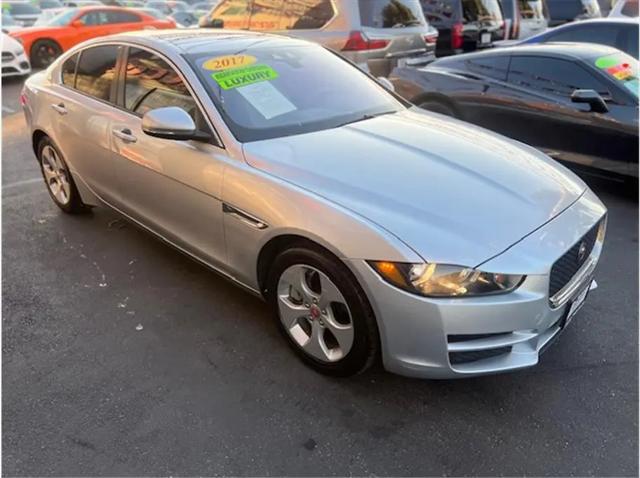 2017 Jaguar XE 25t
