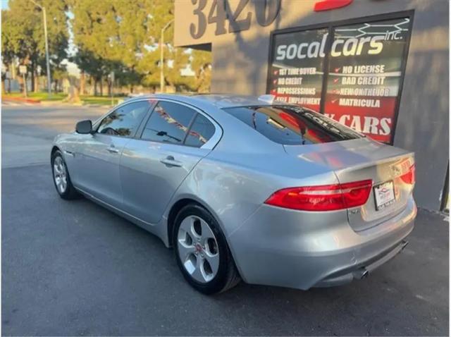 2017 Jaguar XE 25t