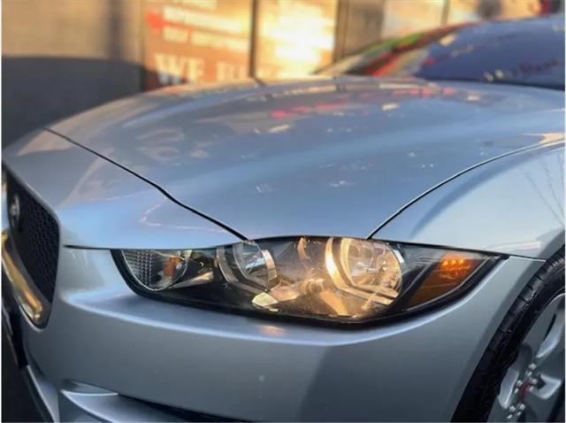 2017 Jaguar XE 25t