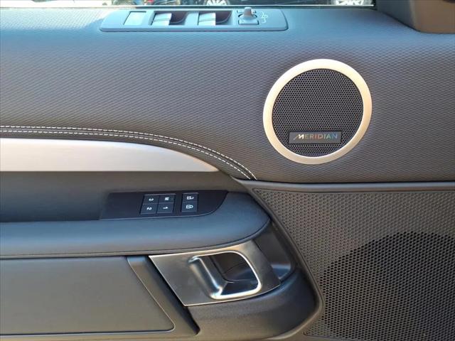 2026 Land Rover Discovery Gemini Edition