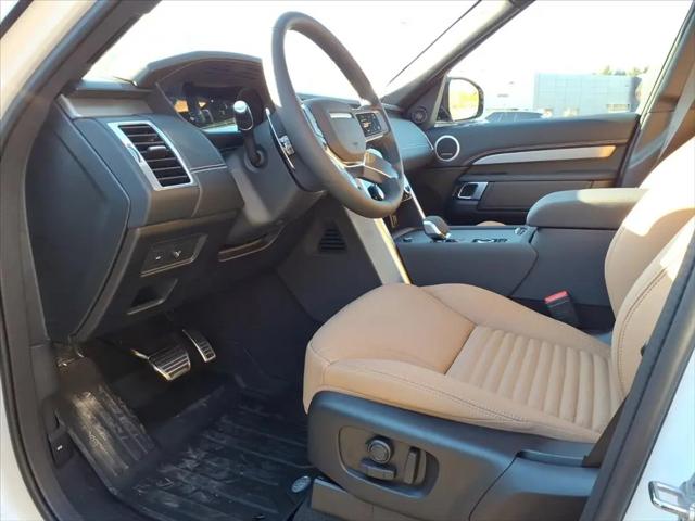 2026 Land Rover Discovery Gemini Edition