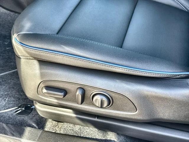 2026 Buick NV Sport Touring FWD