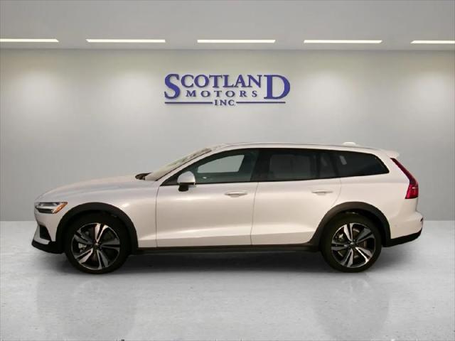 2025 Volvo V60 Cross Country Plus, B5 AWD Gas (mild hybrid) for sale in Laurinburg, NC