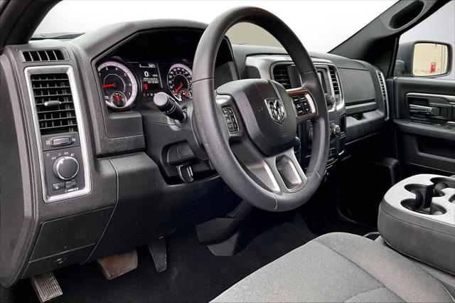 2024 Ram 1500 Classic Warlock Crew Cab 4x4 5'7" Box