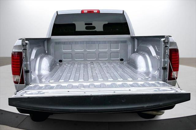 2024 Ram 1500 Classic Warlock Crew Cab 4x4 5'7" Box