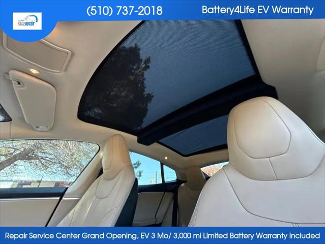 2015 Tesla Model S 85