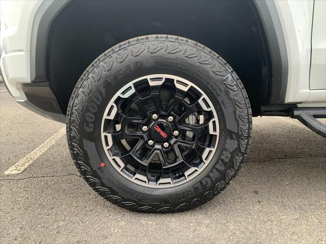 2026 GMC Canyon AT4, 4WD