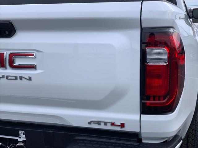 2026 GMC Canyon AT4, 4WD