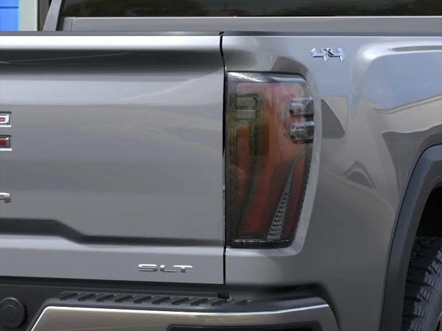 2026 GMC Sierra 2500HD Crew Cab, Standard Bed, SLT, 4WD
