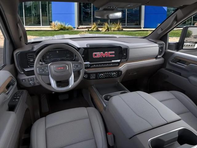 2026 GMC Sierra 2500HD Crew Cab, Standard Bed, SLT, 4WD