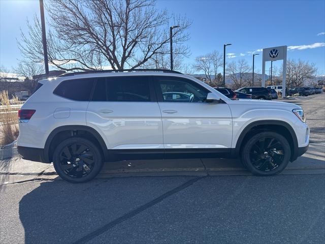 2026 Volkswagen Atlas SE with Technology