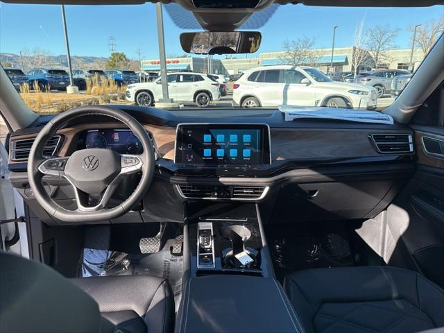 2026 Volkswagen Atlas SE with Technology
