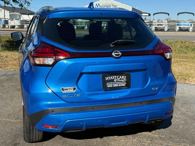 2022 Nissan Kicks SV Xtronic CVT