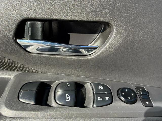 2022 Nissan Kicks SV Xtronic CVT