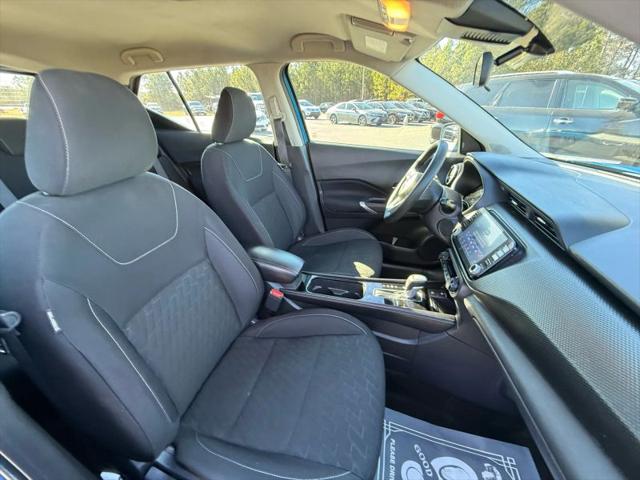 2022 Nissan Kicks SV Xtronic CVT