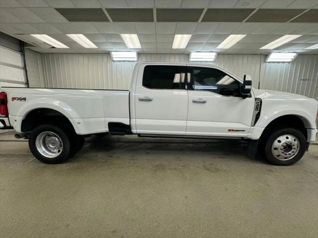 2023 Ford F-450 Limited