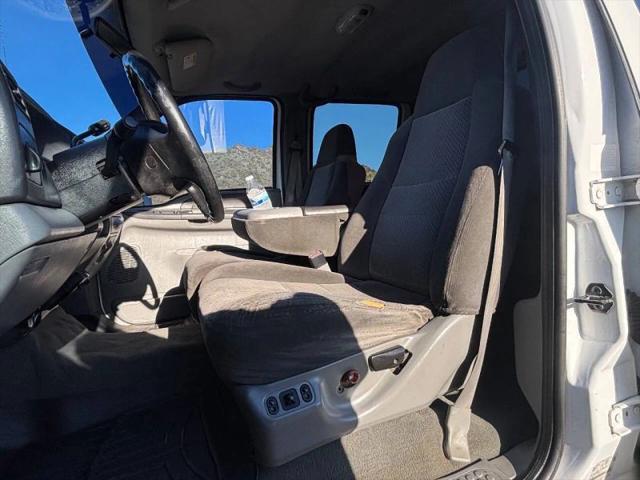2002 Ford F-250 Base