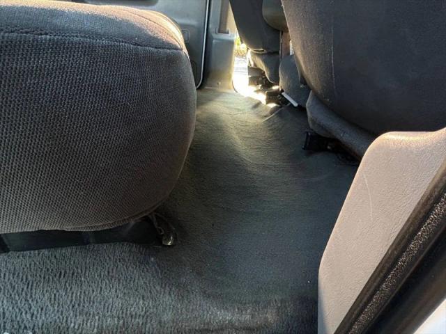 2002 Ford F-250 Base