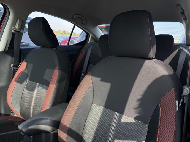 2025 Nissan Versa 1.6 SR
