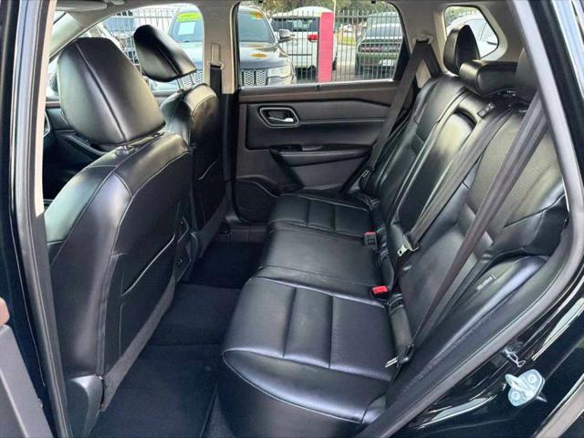 2021 Nissan Rogue SV FWD