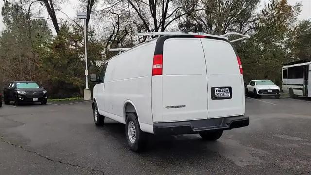 2025 Chevrolet Express Cargo Van RWD 2500 Regular Wheelbase WT