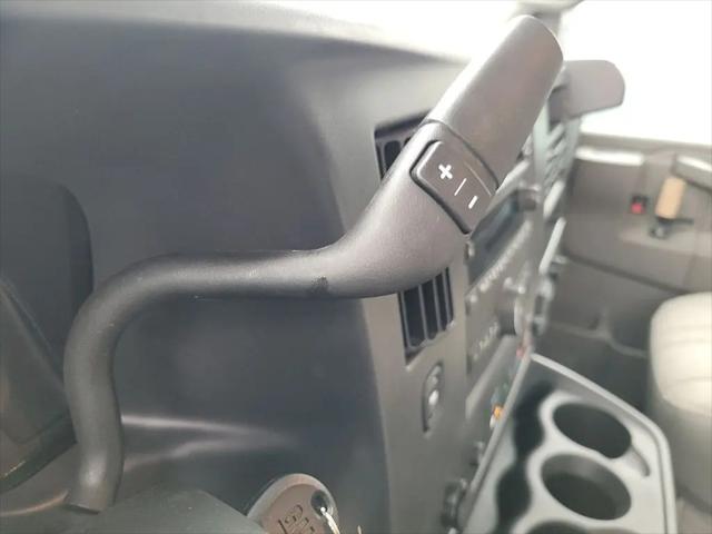2025 Chevrolet Express Cargo Van RWD 2500 Regular Wheelbase WT