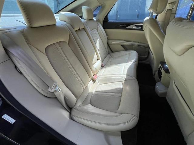2015 Lincoln MKZ Base
