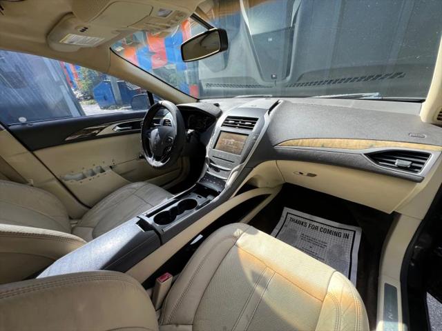 2015 Lincoln MKZ Base