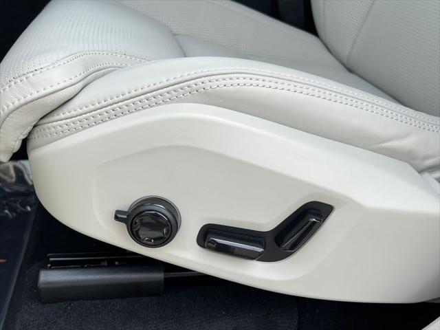 2026 Volvo XC90 B6 Ultra 7-Seater