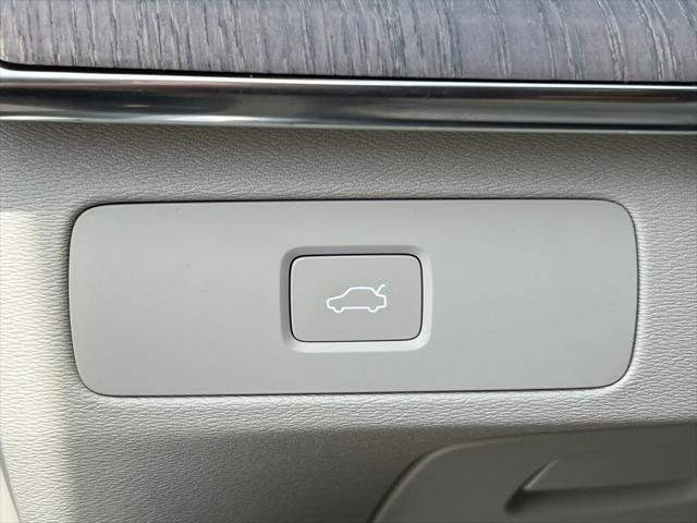 2026 Volvo XC90 B6 Ultra 7-Seater