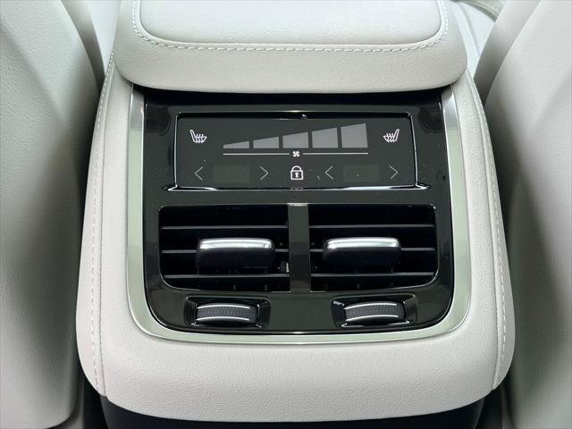 2026 Volvo XC90 B6 Ultra 7-Seater