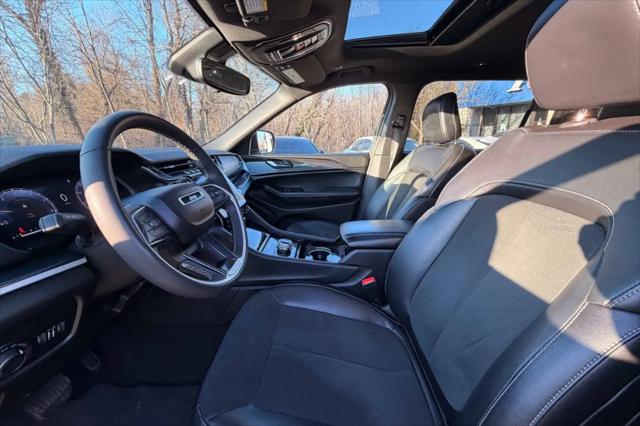2023 Jeep Grand Cherokee L Altitude 4x4