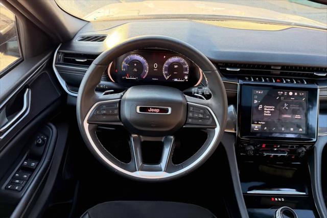 2023 Jeep Grand Cherokee L Altitude 4x4