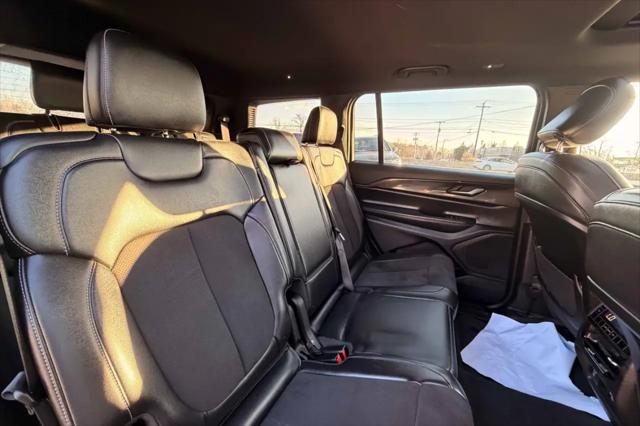 2023 Jeep Grand Cherokee L Altitude 4x4