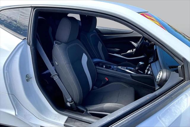 2021 Chevrolet Camaro RWD Coupe 1LT