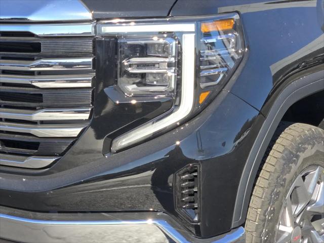 2026 GMC Sierra 1500 Crew Cab, Short Bed, SLT, 4WD