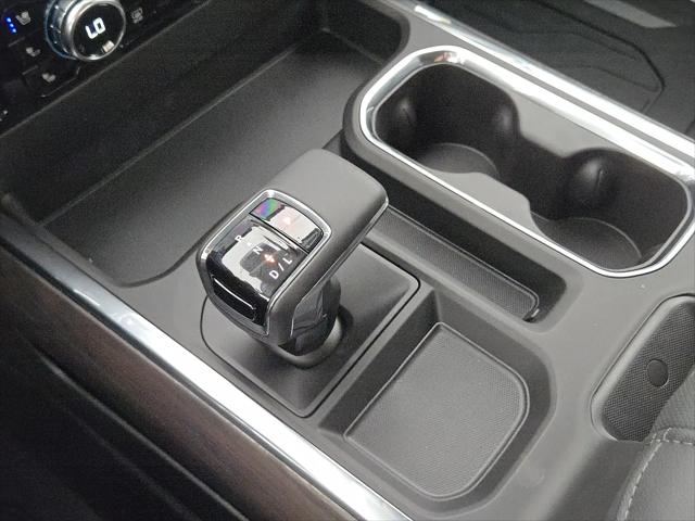 2026 GMC Sierra 1500 Crew Cab, Short Bed, SLT, 4WD