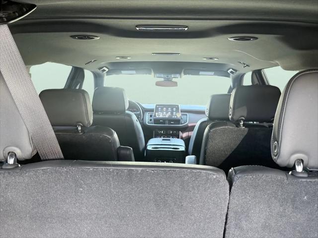 2021 Chevrolet Suburban 4WD RST
