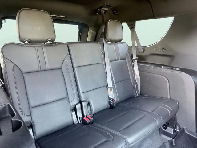 2021 Chevrolet Suburban 4WD RST