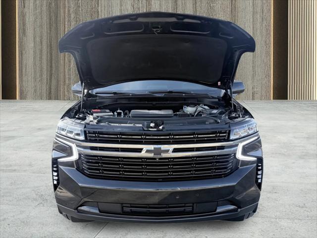 2021 Chevrolet Suburban 4WD RST
