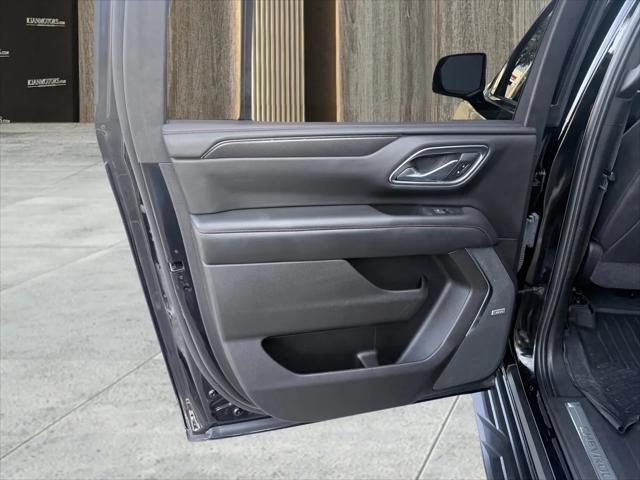 2021 Chevrolet Suburban 4WD RST