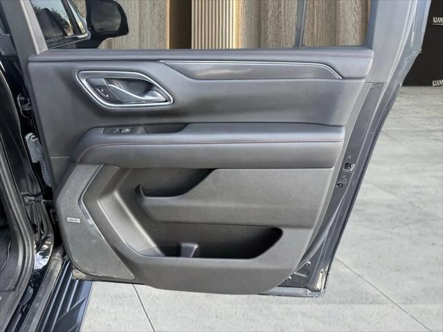 2021 Chevrolet Suburban 4WD RST