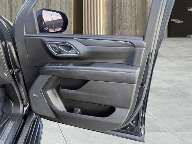 2021 Chevrolet Suburban 4WD RST