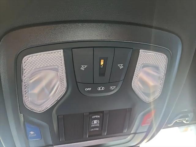 2026 Ram 2500 Big Horn Crew Cab 4x4 6'4" Box