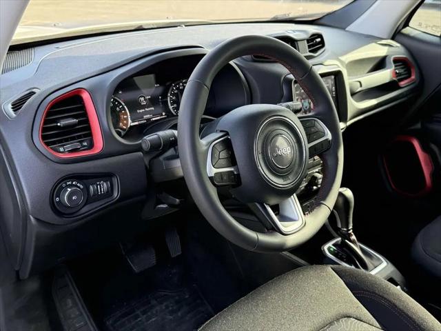 2023 Jeep Renegade Trailhawk 4x4