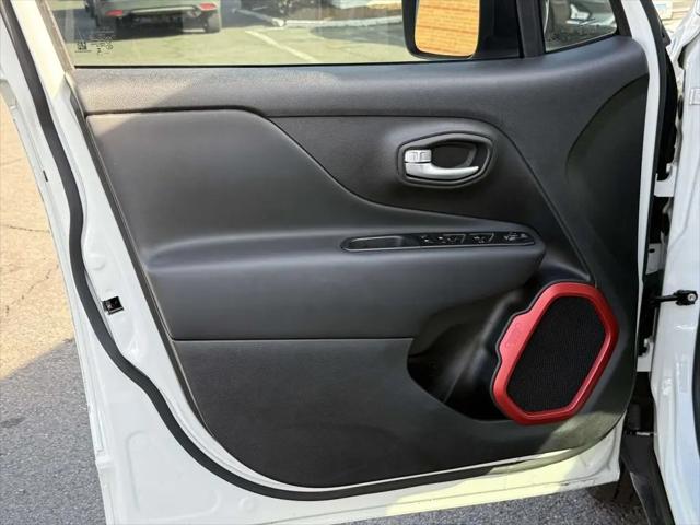 2023 Jeep Renegade Trailhawk 4x4