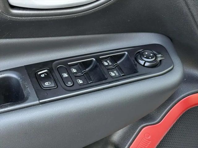 2023 Jeep Renegade Trailhawk 4x4