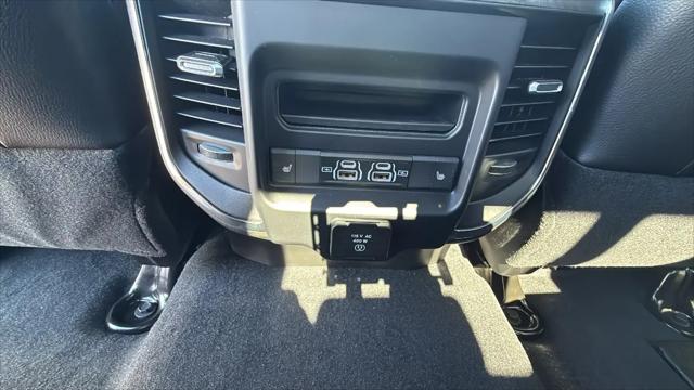 2026 Ram 3500 Laramie Crew Cab 4x4 8' Box