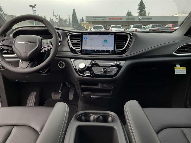 2026 Chrysler Pacifica Select AWD