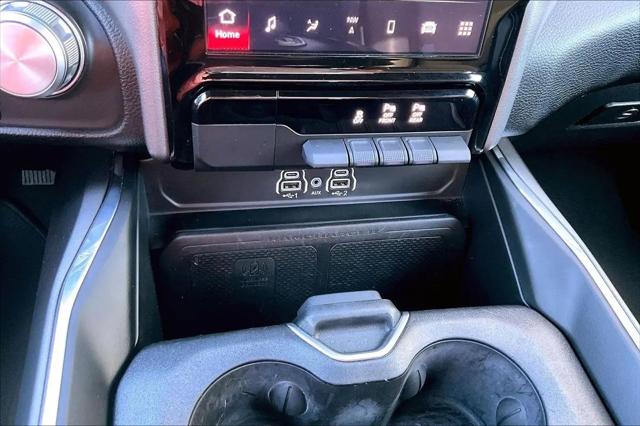2025 Ram 1500 Laramie Crew Cab 4x4 57 Box